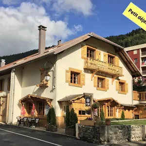  Couette-café Relais Mont Jura Adults Only France